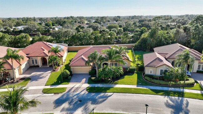 property at 827 SW Grand Reserves Blvd