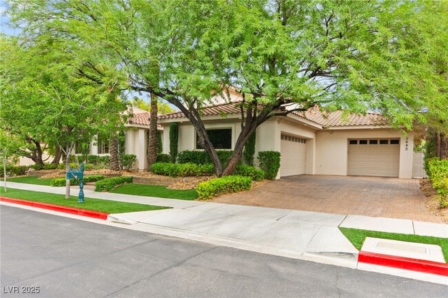 2640 Mirabella St in Henderson, NV - Building Photo - Building Photo