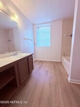 8742 Pinevalley Ln in Jacksonville, FL - Building Photo - Building Photo