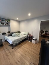 12 S 10th St, Unit 2F in Philadelphia, PA - Building Photo - Building Photo