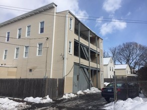 441-447 Gregory St in Bridgeport, CT - Building Photo - Building Photo