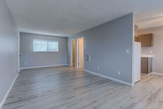 2653 SE 162nd Ave in Portland, OR - Building Photo - Building Photo