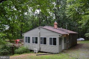 793 Windy Way in Front Royal, VA - Building Photo