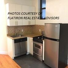 29 W 12th St-Unit -2C, New York, NY 100 in New York, NY - Foto de edificio - Building Photo