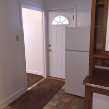 908 Columbia Ave, Unit 5 in Fort Wayne, IN - Building Photo - Building Photo