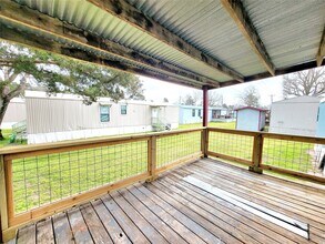 312 Paddock St in Willis, TX - Building Photo - Building Photo