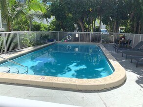130 Mendoza Ave in Coral Gables, FL - Building Photo - Building Photo
