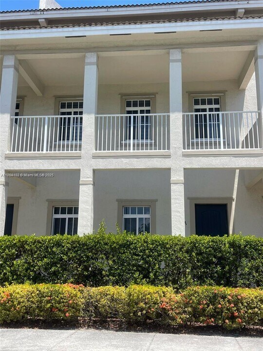 14217 SW 274th St in Homestead, FL - Building Photo