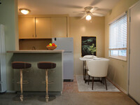 Alto Apartments in San Leandro, CA - Building Photo - Building Photo