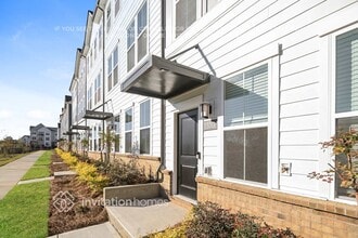 13011 Western Ln in Charlotte, NC - Foto de edificio - Building Photo