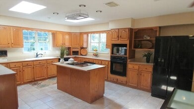 3131 Isser Ln in Jacksonville, FL - Building Photo - Building Photo