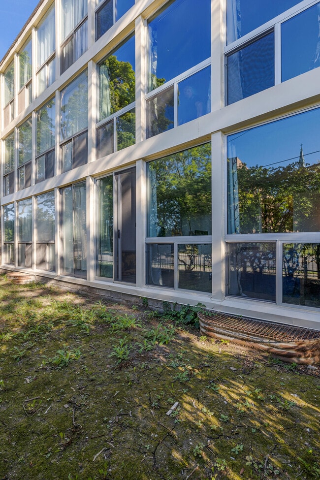 property at 1991 Orleans St