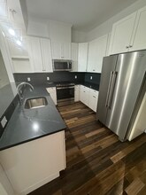 34 Harrington Ave in Shrewsbury, MA - Foto de edificio - Building Photo