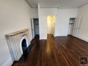 EAST 65 STREET in New York, NY - Building Photo - Building Photo