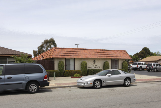 1291 Cherokee Dr in Salinas, CA - Foto de edificio - Building Photo