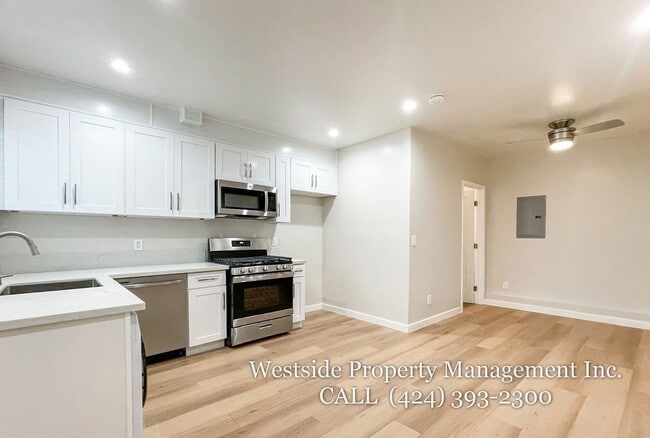 property at 318 Ximeno Ave