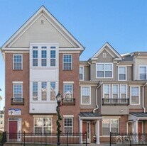 24 Roosevelt Ave in Carteret, NJ - Building Photo