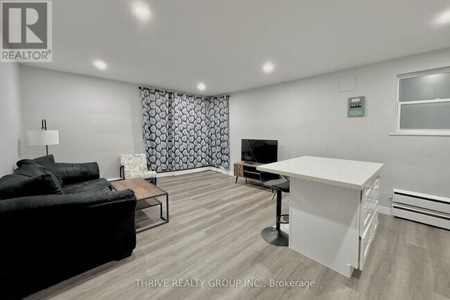 57 Oliver St in London, ON - Building Photo - Building Photo
