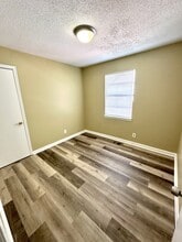 2408 Powderly Ave SW in Birmingham, AL - Building Photo - Building Photo
