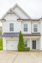 8420 Brookmoor Ln in Ooltewah, TN - Building Photo - Building Photo
