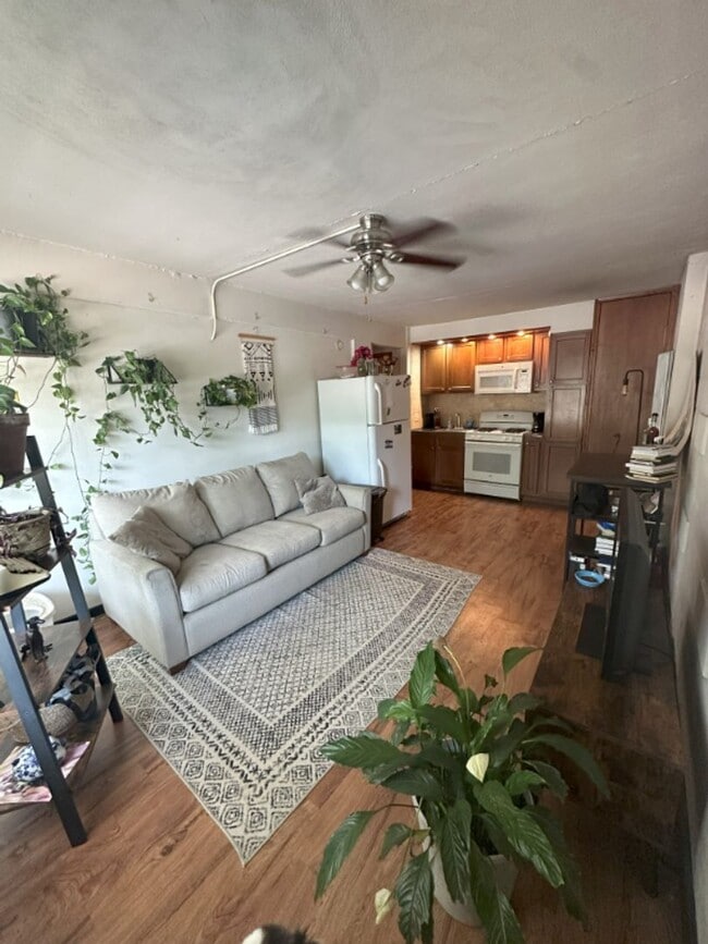 28 E Stewart Rd in Columbia, MO - Building Photo - Building Photo