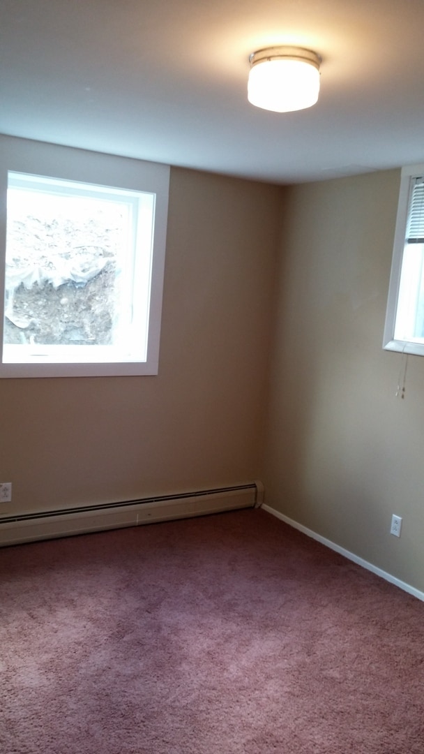 property at 907 W Villard St