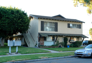 12601 Kensington Ln in Garden Grove, CA - Building Photo - Building Photo