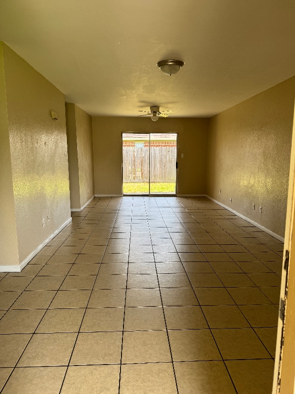 2416 26th St N in Texas City, TX - Building Photo - Building Photo