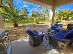 10105 Hunter Springs Dr in Las Vegas, NV - Building Photo - Building Photo