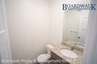 440 1625 N photo'