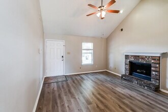 5866 Hickory Shadow Ln in Memphis, TN - Building Photo - Building Photo