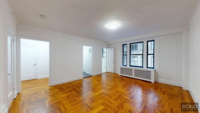 property at 465 Lexington Ave