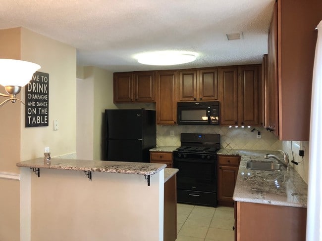 3523 Kennesaw Station Dr in Kennesaw, GA - Building Photo - Building Photo