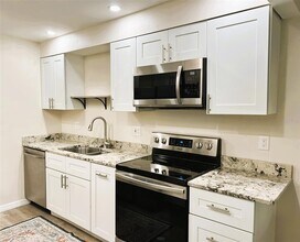 425 30th Ave W in Bradenton, FL - Building Photo - Building Photo