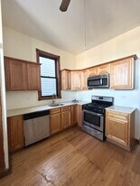2827 N Milwaukee Ave, Unit 2827 N. Milwaukee #2 in Chicago, IL - Building Photo