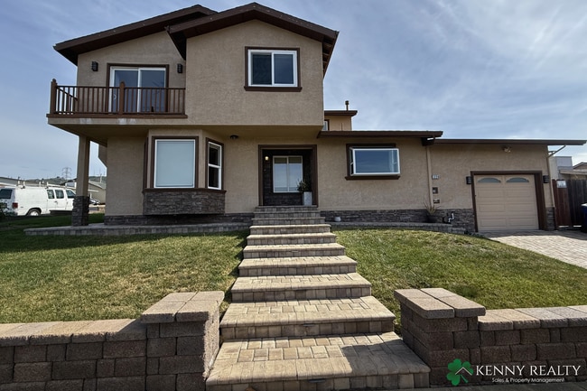 property at 1224 Baywood Ave