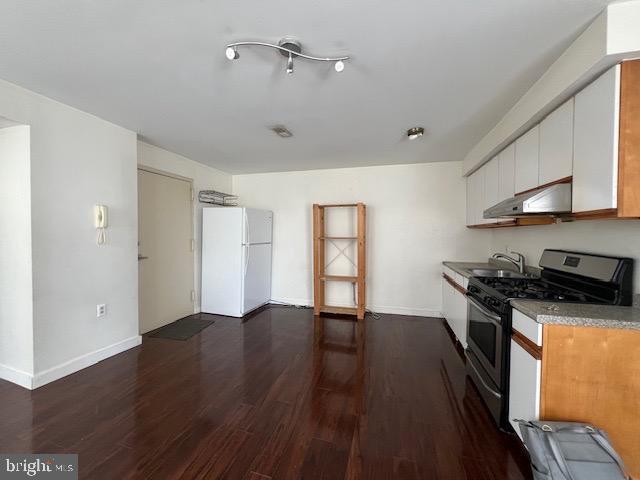 222 N 9th St in Philadelphia, PA - Building Photo - Building Photo