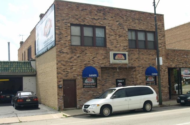 7543 W Irving Park Rd in Chicago, IL - Building Photo