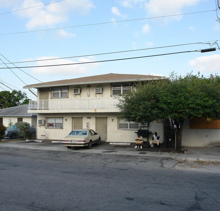 535 NW 22nd Ave in Fort Lauderdale, FL - Building Photo