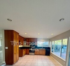 863 Crystal Creek Ct in Chula Vista, CA - Building Photo - Building Photo