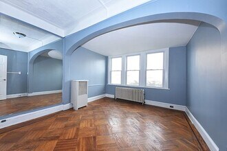83-08 Dongan Ave in Queens, NY - Building Photo - Building Photo