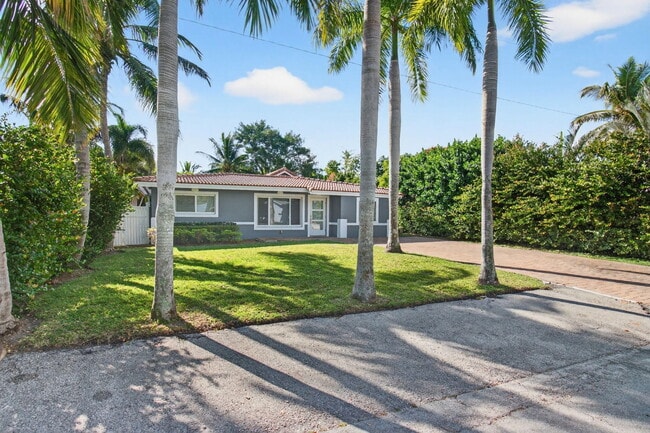 360 SW 2nd St in Boca Raton, FL - Building Photo - Building Photo