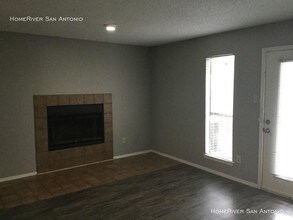 4910 Ali Ave in San Antonio, TX - Foto de edificio - Building Photo