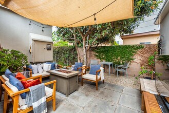 2339 Abbot Kinney Blvd in Venice, CA - Building Photo - Building Photo