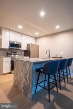 2301 John F Kennedy Blvd in Philadelphia, PA - Building Photo - Building Photo