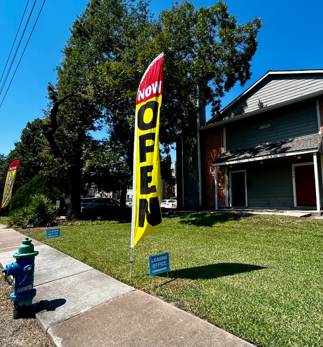 property at 7058 W Gulf Bank Rd