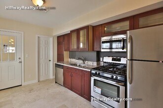 82 Bremen St, Unit 2 in Boston, MA - Foto de edificio - Building Photo