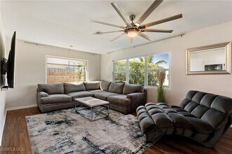 714 105th Ave N in Naples, FL - Building Photo - Building Photo