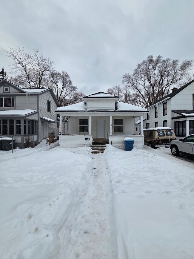 property at 295 Mason Ave