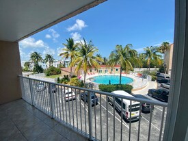 3930 S Roosevelt Blvd, Unit N204 in Key West, FL - Building Photo